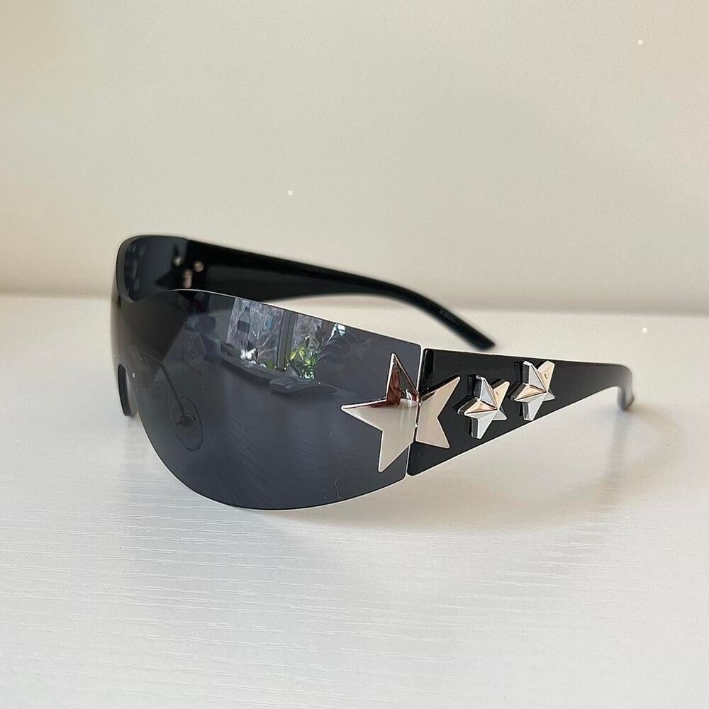 Unbranded Women's Black and Grey Sunglasses